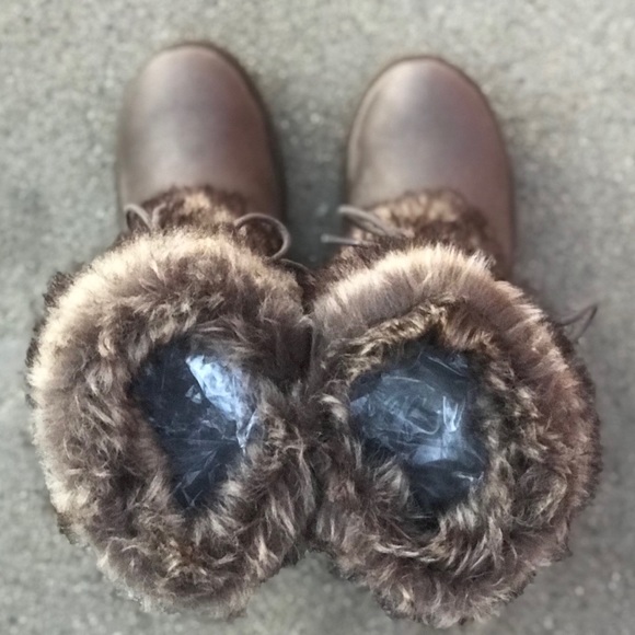 1 Left! Soda Furry Smoke Taupe Calf Lace-up  Boots - Picture 5 of 7